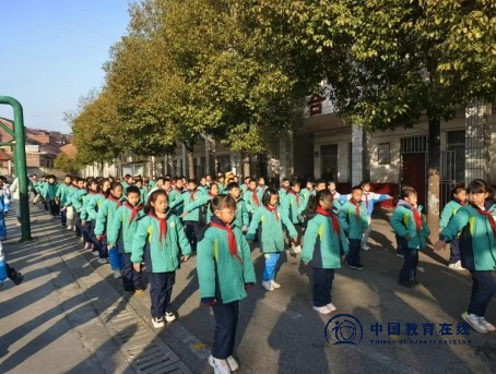 高沙镇中心小学举行2023年课间操大赛