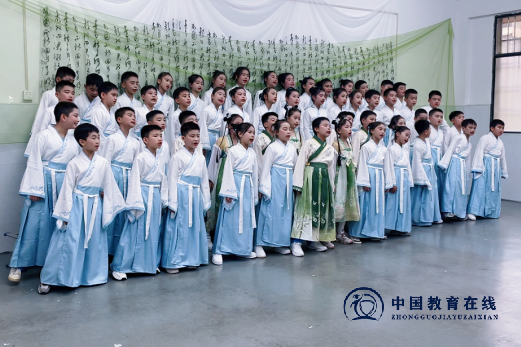 捷报频传！城区二小在 “用英语绘宝庆故事” 邵东选拔赛中斩获多项大奖​